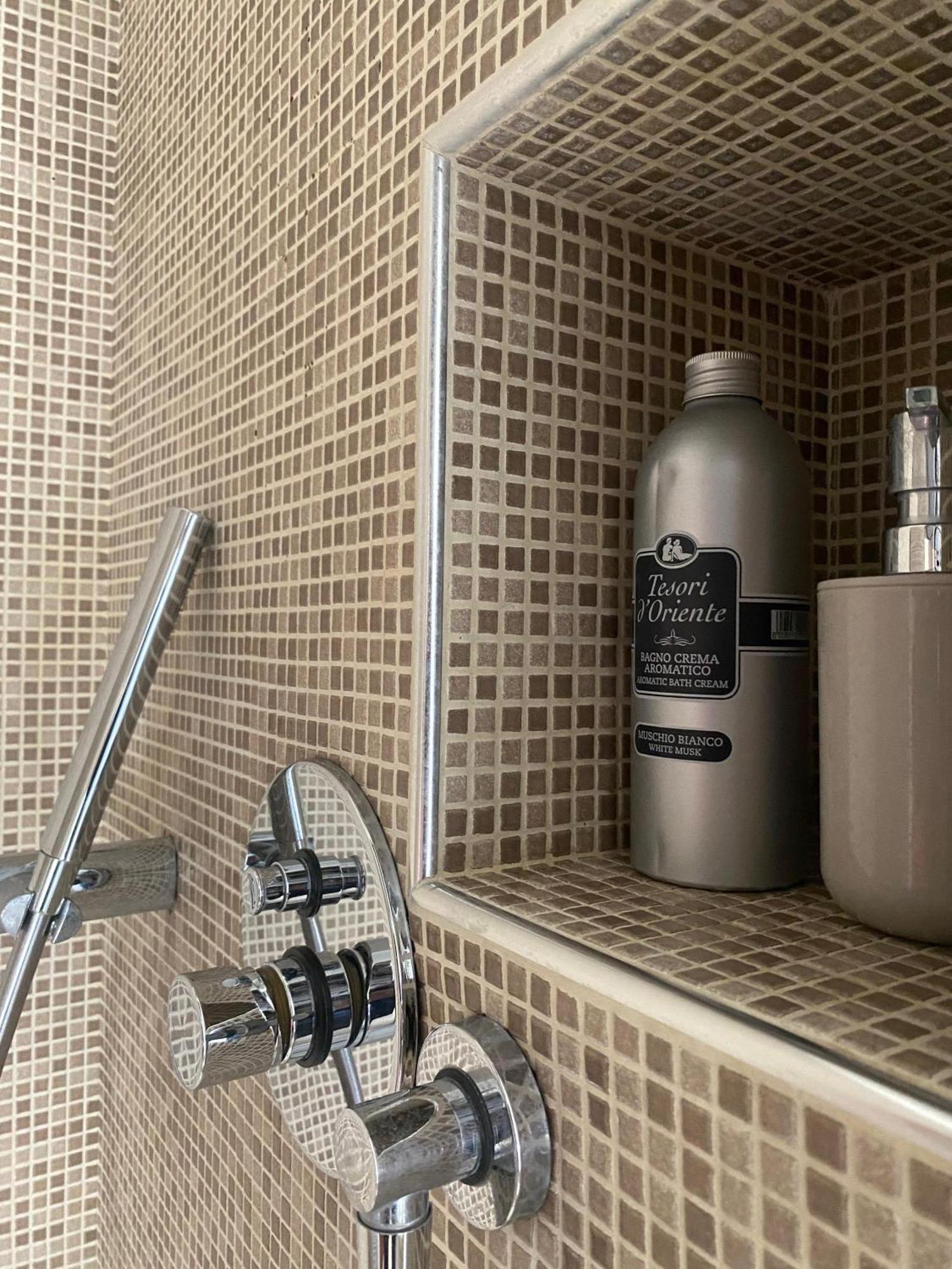 Dueventotto Apartment Genoa Ngoại thất bức ảnh